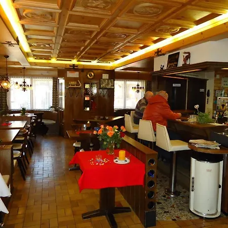 Derby 2* Saas Fee