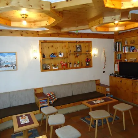 Derby 2* Saas Fee