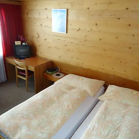Derby 2* Saas Fee